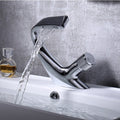robinet-salle-de-bain-design-chrome